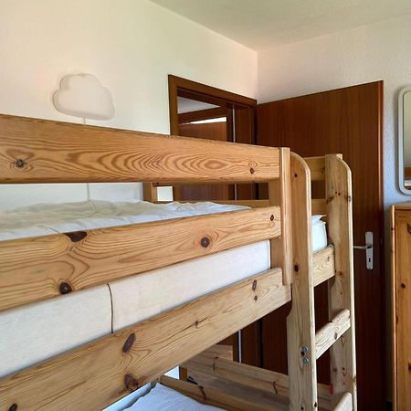 Ferienwohnung-Nils-Holgerson-Mit-Balkon-Zwischen-Strand-Wald-Wiese-Im-Suedosten-Der-Insel-Ruegen Gustow  Екстериор снимка